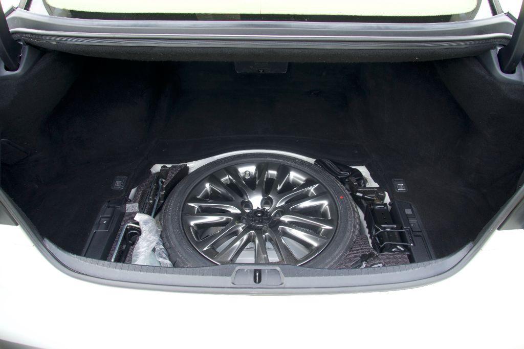 2017 Lexus LS Base - Photo 30