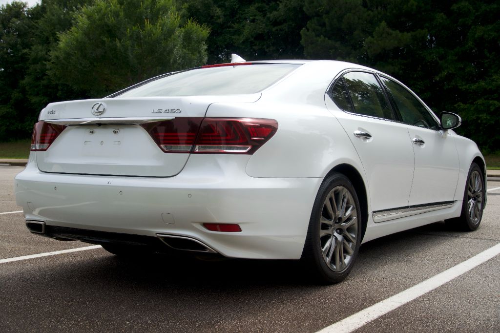 2017 Lexus LS Base - Photo 11
