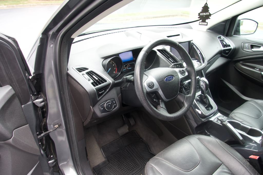 2013 Ford Escape Titanium - Photo 18